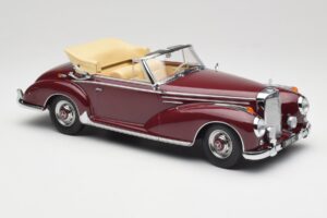 Mercedes 300 SC W188 Cabriolet Vermelho Escuro KK-Scale 1:18 KKDC180942 Metal - imagem 4 de 6