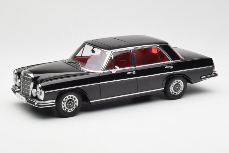 Mercedes 300 SEL 6.3 W109 Preto AUTOart 1:18 76140 Metal