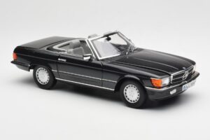 Mercedes 300 SL R107 Preto Pearl Edição Dealer Norev 1:18 B66040678 Metal - imagem 8 de 10