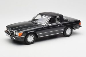 Mercedes 300 SL R107 Preto Pearl Edição Dealer Norev 1:18 B66040678 Metal - imagem 3 de 10