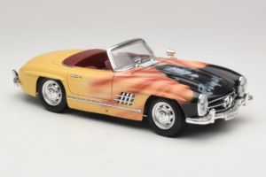 Mercedes 300 SL Roadster Rosemarie Muster Edição Limitada 18/27 Bburago 1:18 3023-M1 Metal - imagem 6 de 8