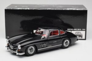 Mercedes 300 SL W198 Preto Minichamps 1:18 180039004 Metal - imagem 8 de 8