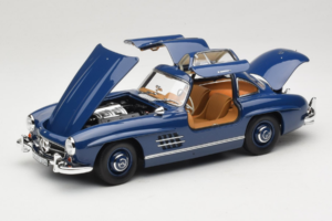 Mercedes 300 SL W198 Azul Norev 1:18 183852 Metal - imagem 2 de 8