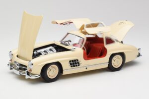 Mercedes 300 SL W198 Creme Com Interior Vermelho Minichamps 1:18 180039002 Metal - imagem 2 de 8