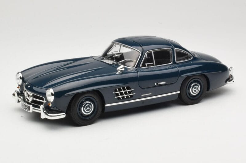 Mercedes 300 SL W198 Gullwing Azul Escuro Minichamps 1:18 110037216 Metal