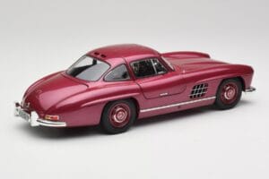 Mercedes 300 SL W198 Vermelho Fogo Minichamps 1:18 180039008 Metal - imagem 3 de 8