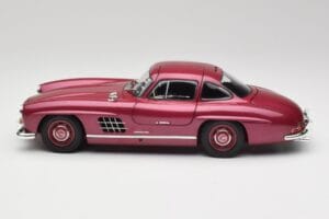 Mercedes 300 SL W198 Vermelho Fogo Minichamps 1:18 180039008 Metal - imagem 4 de 8
