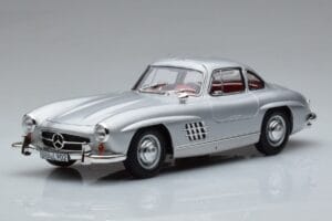Mercedes 300 SL W198 Gullwing Norev 1:18 183850 Metal