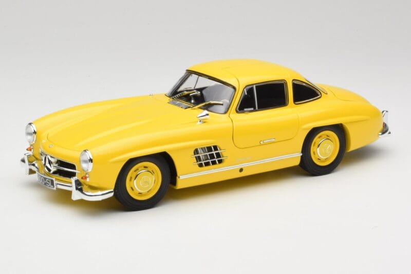 Mercedes 300 SL W198 Amarelo Claro Minichamps 1:18 180039009 Metal