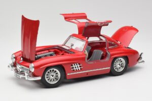 Mercedes 300 SL W198 Red Metallic Bburago 1:18 3013-M1 Metal - imagem 2 de 8
