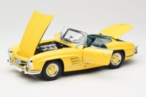Mercedes 300 SL W198 Roadster Hardtop Signal Yellow Minichamps 1:18 180039044 Metal - imagem 2 de 9