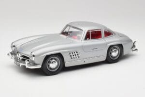 Mercedes 300 SL W198 Gullwing Silver Cinzento Bburago 1:18 3513 Metal