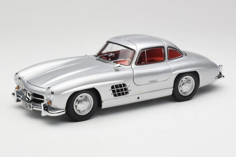 Mercedes 300 SL W198 Gullwing Prateado Metálico Minichamps 1:18 B66040379 Metal