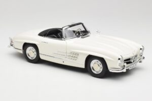 Mercedes 300 SL W198 Roadster Branco Com Capota Suave Minichamps 1:18 180039034 Metal - imagem 7 de 9