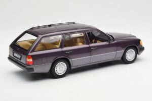 Mercedes 300D S124 T-Model Bornit Edição Dealer Norev 1:18 B66040701 Metal - imagem 3 de 8