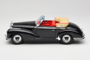 Mercedes 300S W188 Roadster Preto Welly 1:18 801-3271398 Metal - imagem 4 de 8