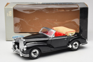 Mercedes 300S W188 Roadster Preto Welly 1:18 801-3271398 Metal - imagem 8 de 8