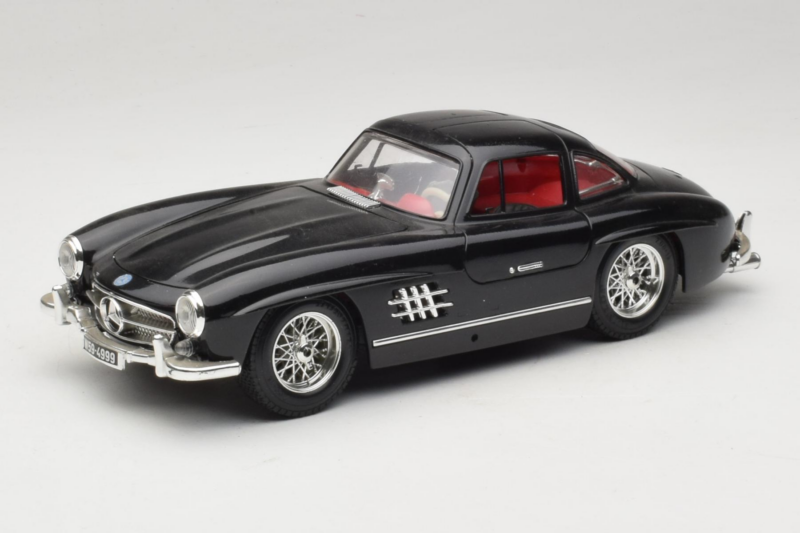 Mercedes 300SL Preto Bburago 1:18 3015-M3 Metal