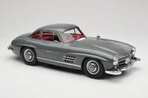 Mercedes 300SL W198 Gullwing Graphite Grey Norev 1:12 123852 Metal - imagem 4 de 6