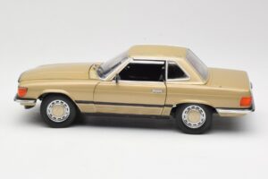 Mercedes 350 SL R107 Dourado Sun Star 1:18 MB004 Metal - imagem 4 de 8
