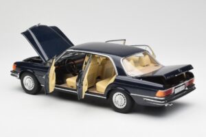 Mercedes 450 SEL 6.9 W116 Azul Escuro Revell 1:18 8956 Metal - imagem 5 de 8