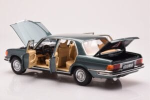 Mercedes 450 SEL 6.9 W116 Petrol Metálico Norev 1:18 183974 Metal - imagem 5 de 8