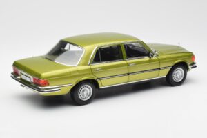 Mercedes 450 SEL W116 Citrus Verde Edição Dealer Norev 1:18 B66040683 Metal - imagem 3 de 8