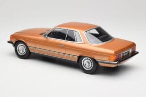 Mercedes 450 SLC C107 Icon Gold Metallic KK-Scale 1:18 KKDC180791 Metal - imagem 5 de 6