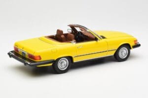 Mercedes 450SL R107 Amarelo US Version Norev 1:18 183727 Metal - imagem 4 de 9