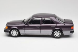 Mercedes 500 E W124 Bornit Metallic Norev 1:18 183948 Metal - imagem 4 de 8