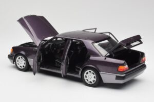 Mercedes 500 E W124 Bornit Metallic Norev 1:18 183948 Metal - imagem 5 de 8