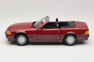 Mercedes 500 SL R129 Vermelho Escuro Revell 1:18 8801 Metal - imagem 4 de 8