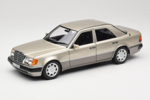 Mercedes 500E W124 Smoke Silver Edição Concessionário Norev 1:18 B66040724 Metal