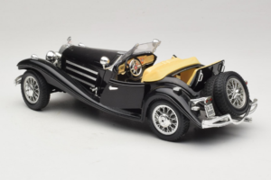 Mercedes 500K Roadster Preto Bburago 1:18 3020-P2 Metal - imagem 5 de 8
