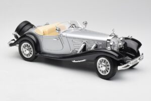 Mercedes 500K Roadster Prata Bburago 1:18 3020-M1 Metal - imagem 6 de 8