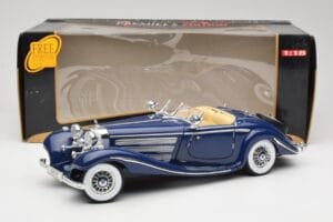 Mercedes 500K Special Roadster Azul Maisto 1:18 56059 Metal - imagem 8 de 8