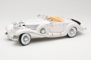 Mercedes 500K Special Roadster Branco Premiere Edition Maisto 1:18 536055 Metal