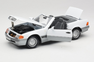 Mercedes 500 SL R129 Branco Roadtough 1:18 92048 Metal - imagem 2 de 8
