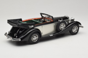 Mercedes 540K Cabriolet Preto Prateado Cult Models 1:18 CML184-3 Metal - imagem 2 de 6
