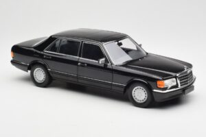 Mercedes 560 SEL W126 Preto Edição Dealer Norev 1:18 B66040599 Metal - imagem 6 de 8