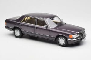 Mercedes 560 SEL W126 Violeta Metallic Norev 1:18 183544 Metal - imagem 6 de 8