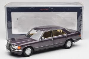 Mercedes 560 SEL W126 Violeta Metallic Norev 1:18 183544 Metal - imagem 8 de 8