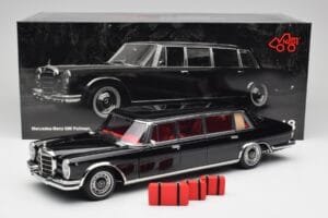 Mercedes 600 Pullman W100 Preto NZG 1:18 1071/50 Metal - imagem 8 de 8