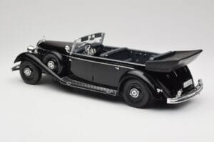 Mercedes 770 W150 Preto MCG 1:18 MCG18207 Metal - imagem 5 de 6