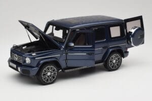Mercedes AMG G 63 L W465 Azul Escuro Norev 1:18 B66960663 Metal - imagem 2 de 8