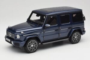 Mercedes AMG G 63 L W465 Azul Escuro Norev 1:18 B66960663 Metal