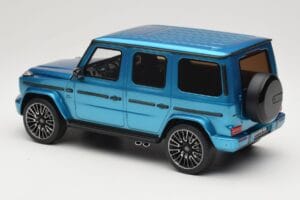 Mercedes AMG G63 W463 Hyper Blue Magno GT Spirit 1:18 GT925 Resina - imagem 5 de 6