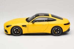 Mercedes AMG GT 43 C192 Turbo Sun Yellow NZG 1:18 B66960587 Metal - imagem 4 de 8