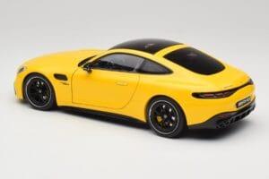 Mercedes AMG GT 43 C192 Turbo Sun Yellow NZG 1:18 B66960587 Metal - imagem 7 de 8