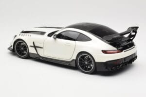 Mercedes AMG GT C190 Black Series Diamond White Metallic Minichamps 1:18 110032020 Metal - imagem 7 de 8